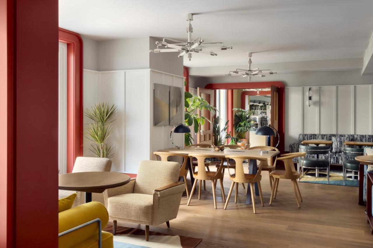 Schwan Locke Hotel München